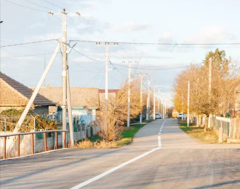 Rând pe rând, satele Găgăuziei se transformă. Echipa bașcanului Evghenia Guțul, cu sprijinul lui Ilan Șor, a reparat podul și i-a dat o viață nouă străzii centrale din Beşghioz