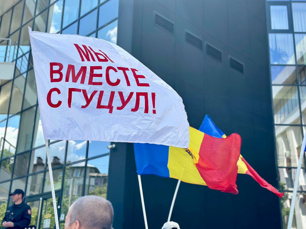 «Политическое судилище»: в блоке «Победа» прокомментировали решение суда оставить Башкана Гагаузии под домашним арестом