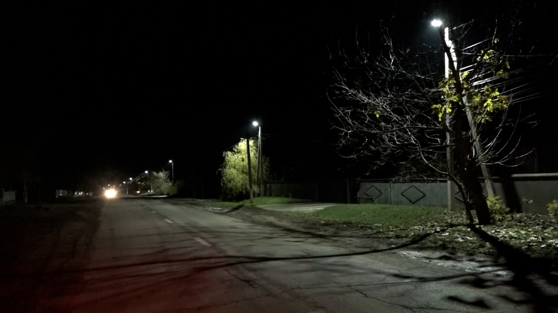 Echipa lui Ilan Șor a aprins lumina încă într-o localitate din țară! În satul Șirăuți, raionul Briceni, a fost instalat un sistem modern de iluminat stradal
