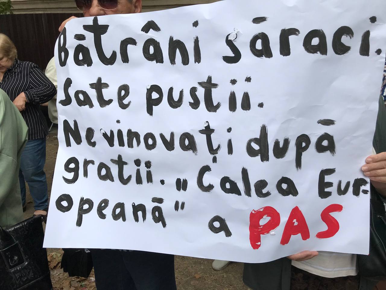 Оппозиция заявляет о подготовке фальсификаций на парламентских выборах