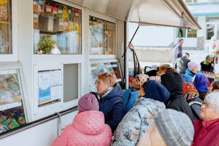Partidul ȘOR a deschis două magazine sociale mobile în satele Colibabovca și Cneazevca din raionul Leova