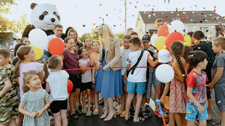 Locuitorii din cartierul Nordic al Orheiului își exprimă recunoștința față de echipa lui Ilan Șor pentru reabilitarea unui nou tronson al străzii lor