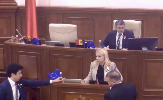 Илан Шор и Марина Таубер обвинили PAS в пренебрежении к волеизъявлению граждан Молдовы