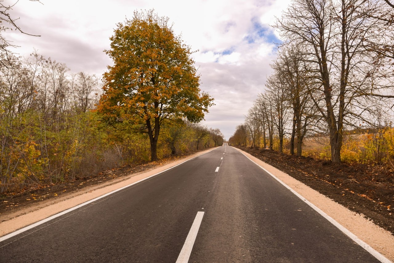Echipa lui Ilan Șor a reabilitat un drum regional în raionul Orhei: o șansă de dezvoltare pentru satul Bulăiești și comuna Mîrzești
