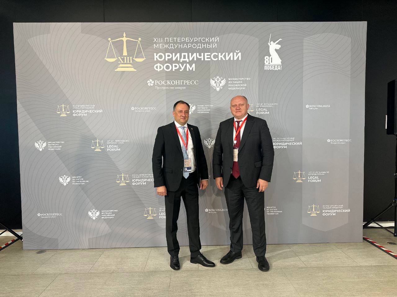 Delegația blocului „Victorie” reprezintă Moldova la Forumul juridic din Petersburg