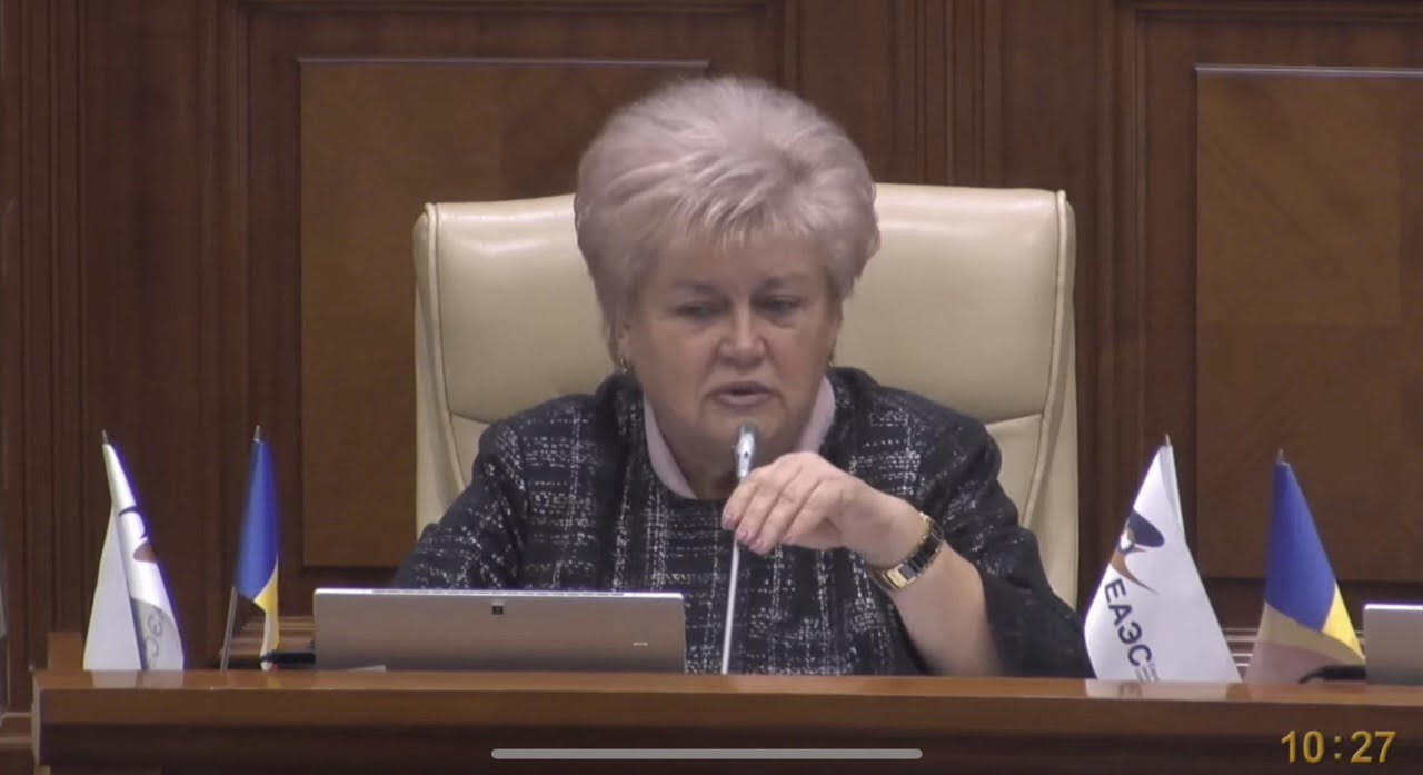 Deputatul fracțiunii Partidului ”ȘOR”, Reghina Apostolova, în Parlament: Trebuie să-i susținem urgent pe oamenii noștri la pensie