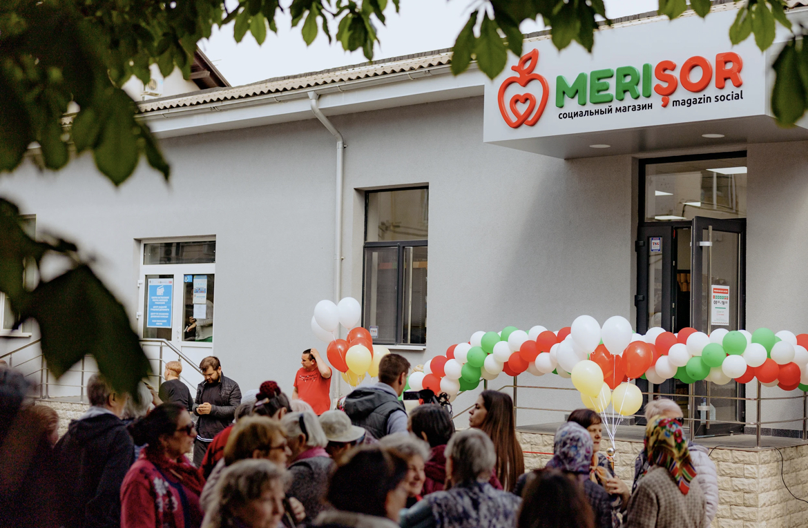 O nouă față a Merișorului: Magazinul social din Orhei a fost transformat într-un supermarket modern