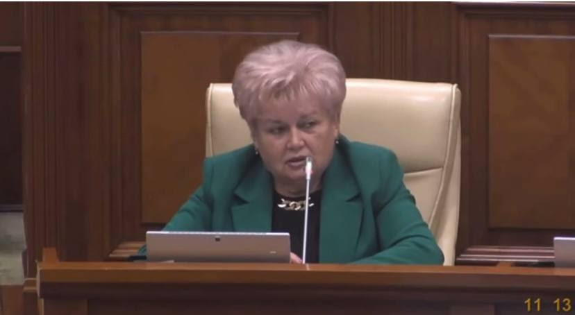 Reghina Apostolova a propus extinderea categoriilor de cetățeni care pot primi noua alocație destinată participanților la război